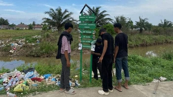 Mahasiswa Unimal Edukasi Warga Aceh Utara Tentang Pengelolaan Sampah di Desa Kambam