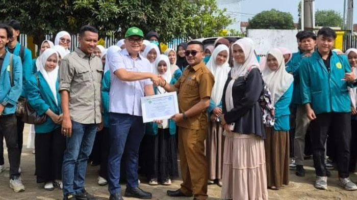 178 Mahasiswa Umuslim Bantu Warga Bireuen Pasca Banjir Bandang