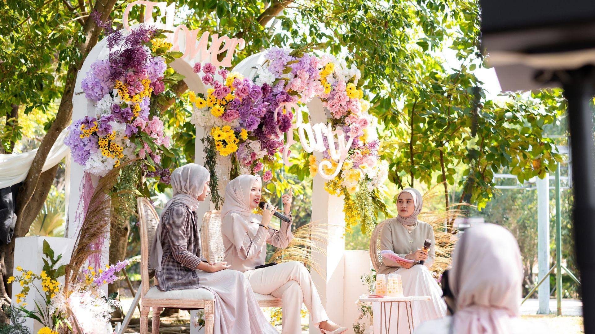 Flower Party by Plistia: Ruang Aman Perempuan di Banda Aceh Merayakan Keberanian
