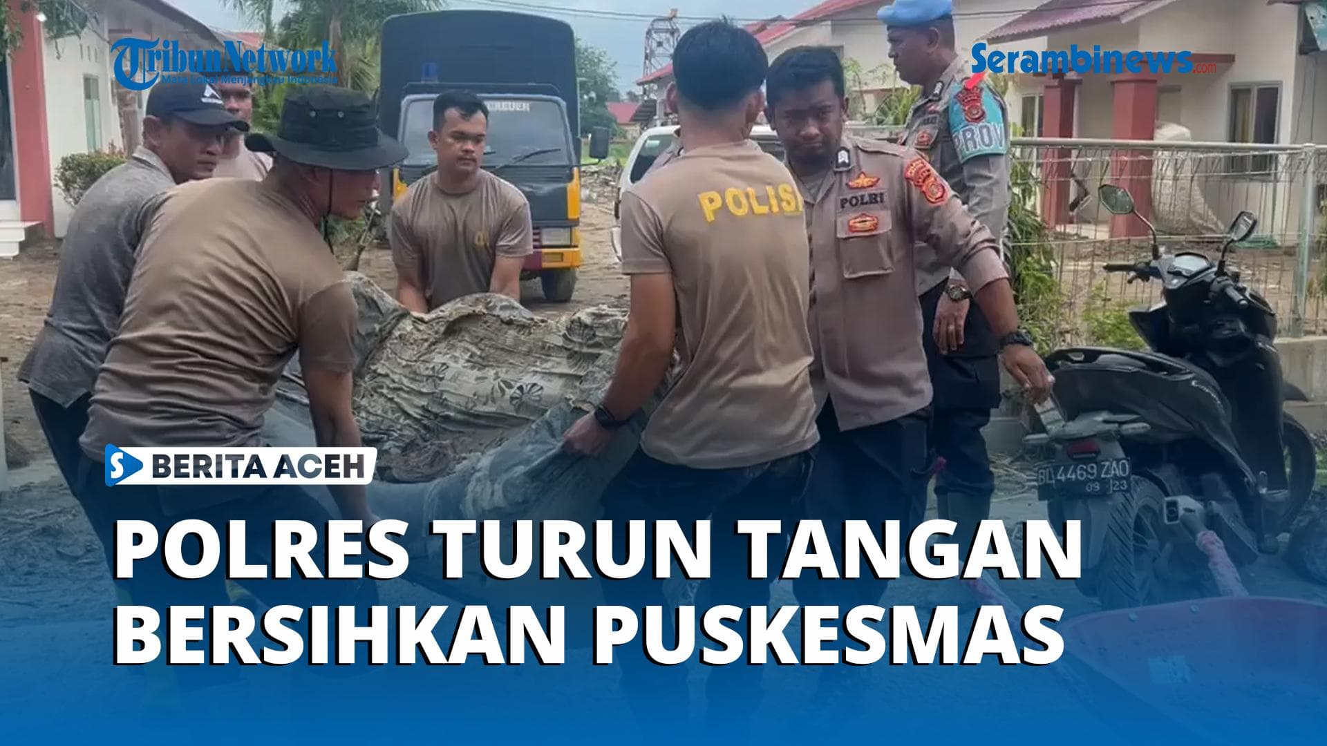 VIDEO - Puskesmas Kutablang Lumpuh Akibat Lumpur Banjir Bandang, Polres Bireuen Turun Tangan