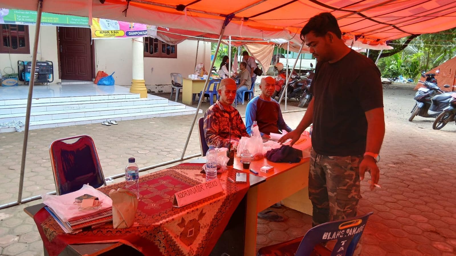 Camat Peusangan Verifikasi Data Korban Banjir untuk Bantuan Akurat