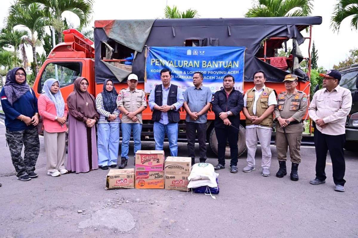 Pemkab Aceh Jaya Salurkan Bantuan kepada Korban Banjir dan Longsor di Aceh Tengah