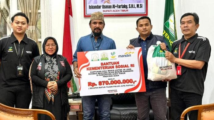 Kemensos Salurkan Rp 870 Juta untuk Korban Banjir Aceh Timur