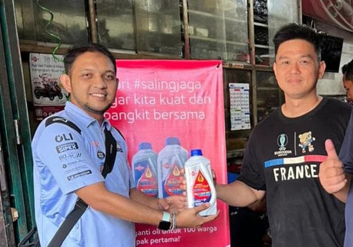 Warga Terdampak Banjir Dapat Ganti Ligratis dari Federal Oil, Ikut Disalurkan Pakaian Layak