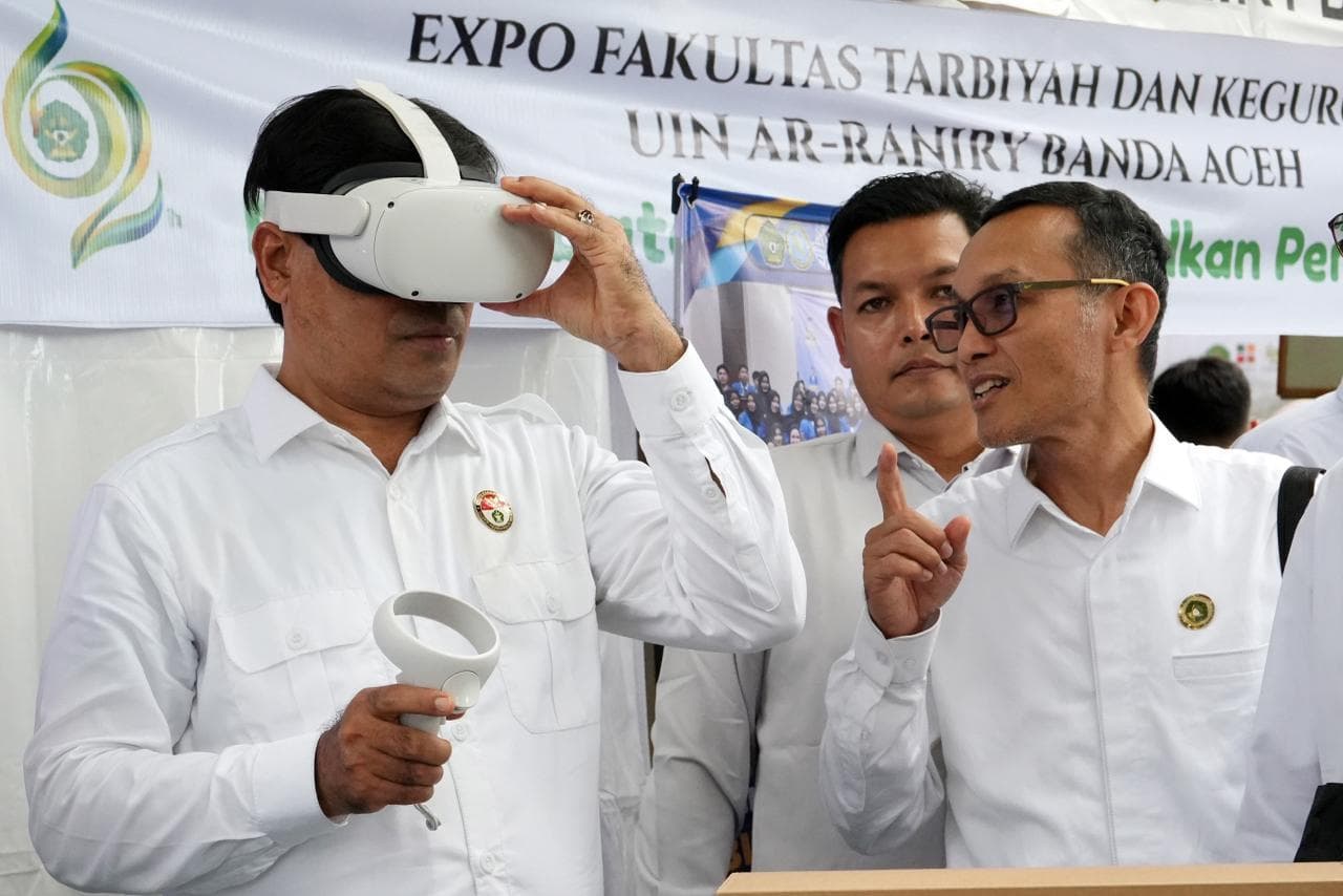 FTK UIN Ar-Raniry Integrasikan VR dan Smart TV untuk Pembelajaran Mahasiswa Aceh