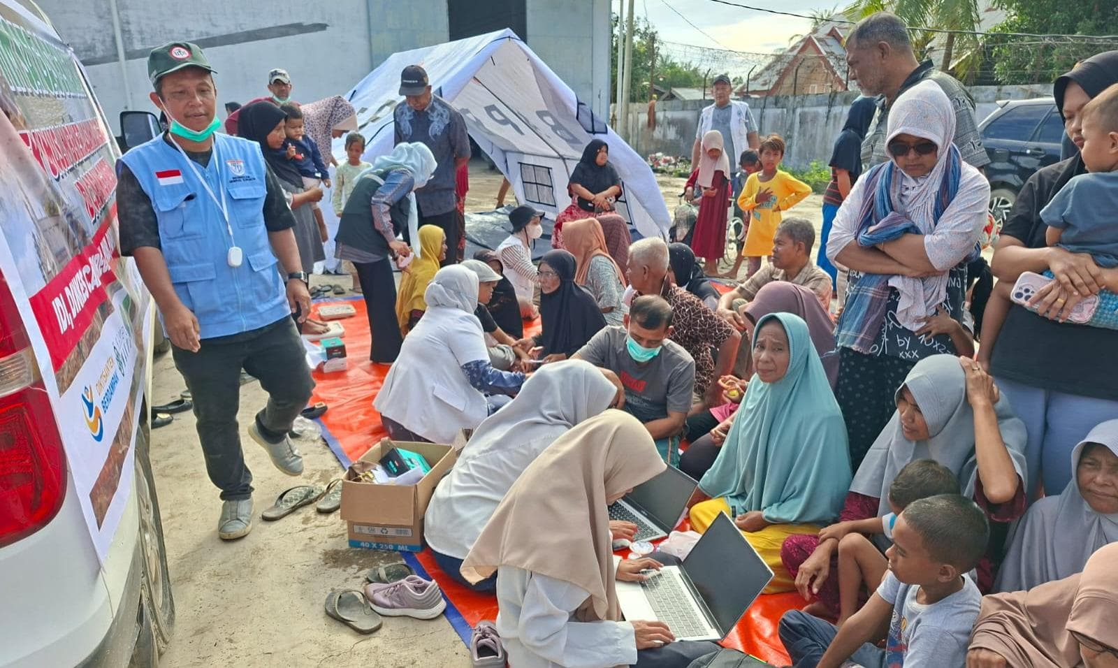 FK Umuslim, IDI Bireuen, dan Satgas Gabungan Gelar Pelayanan Kesehatan di Posko Pengungsi Bireuen