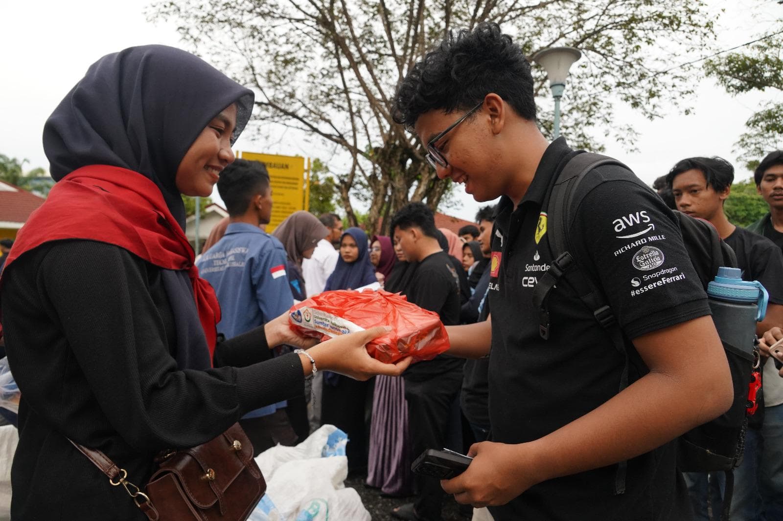 Unimal Salurkan Bantuan Tanggap Bencana untuk 8.000 Mahasiswa dan Warga Aceh