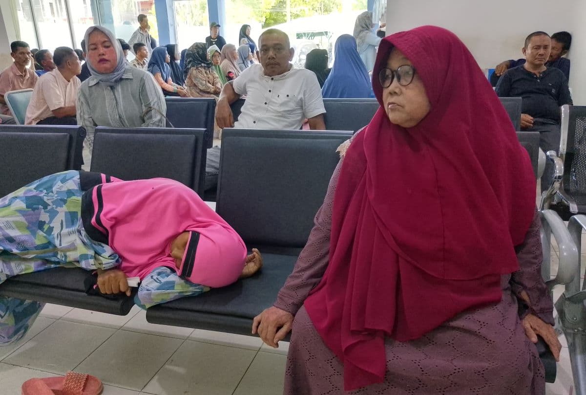 Pemangkasan JKA 2026 Ancam Warga Miskin Aceh dengan Biaya Kesehatan Mandiri