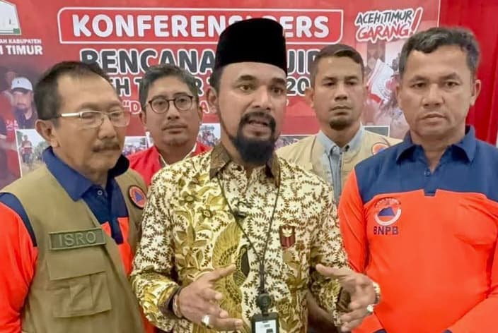 Bupati Aceh Timur Ancam Evaluasi Camat dan BPBD Akibat Data Rumah Rusak Lamban