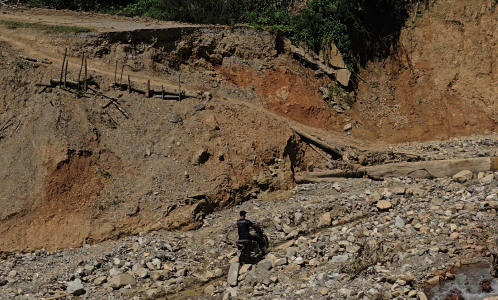 Bekas Pegawai PUPR Aceh Minta Gubernur Buka Akses Jalan Terisolasi di Aceh Tengah dan Gayo Lues