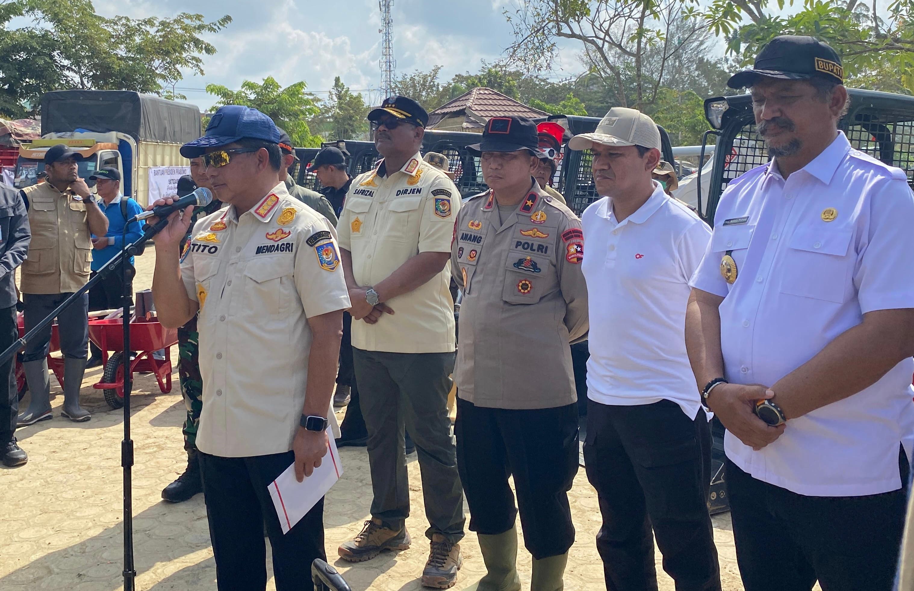 Mendagri Akui Air Bersih Masih Jadi Masalah Utama Warga Banjir Aceh Tamiang