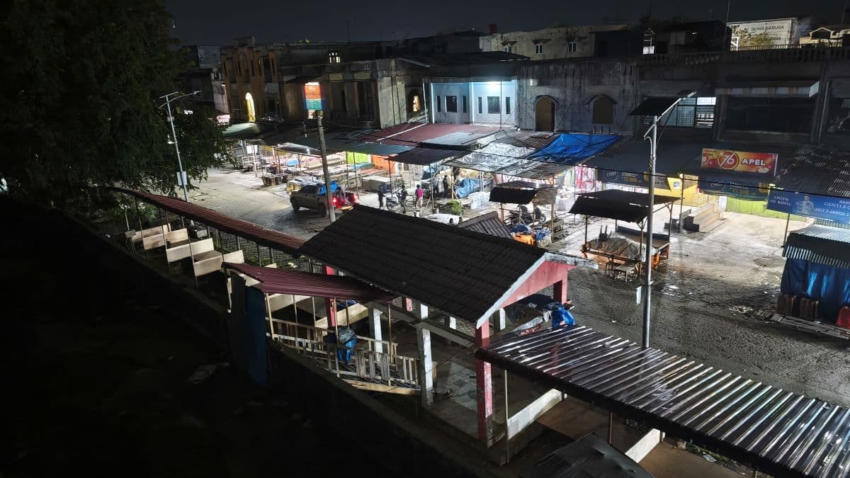 Pedagang Pasar Induk Langsa Dilarang Berjualan di Luar Zona Resmi