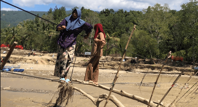Warga Aceh Tengah Terisolasi Pasca Banjir, Pemerintah Diam dan Akses Dasar Terputus