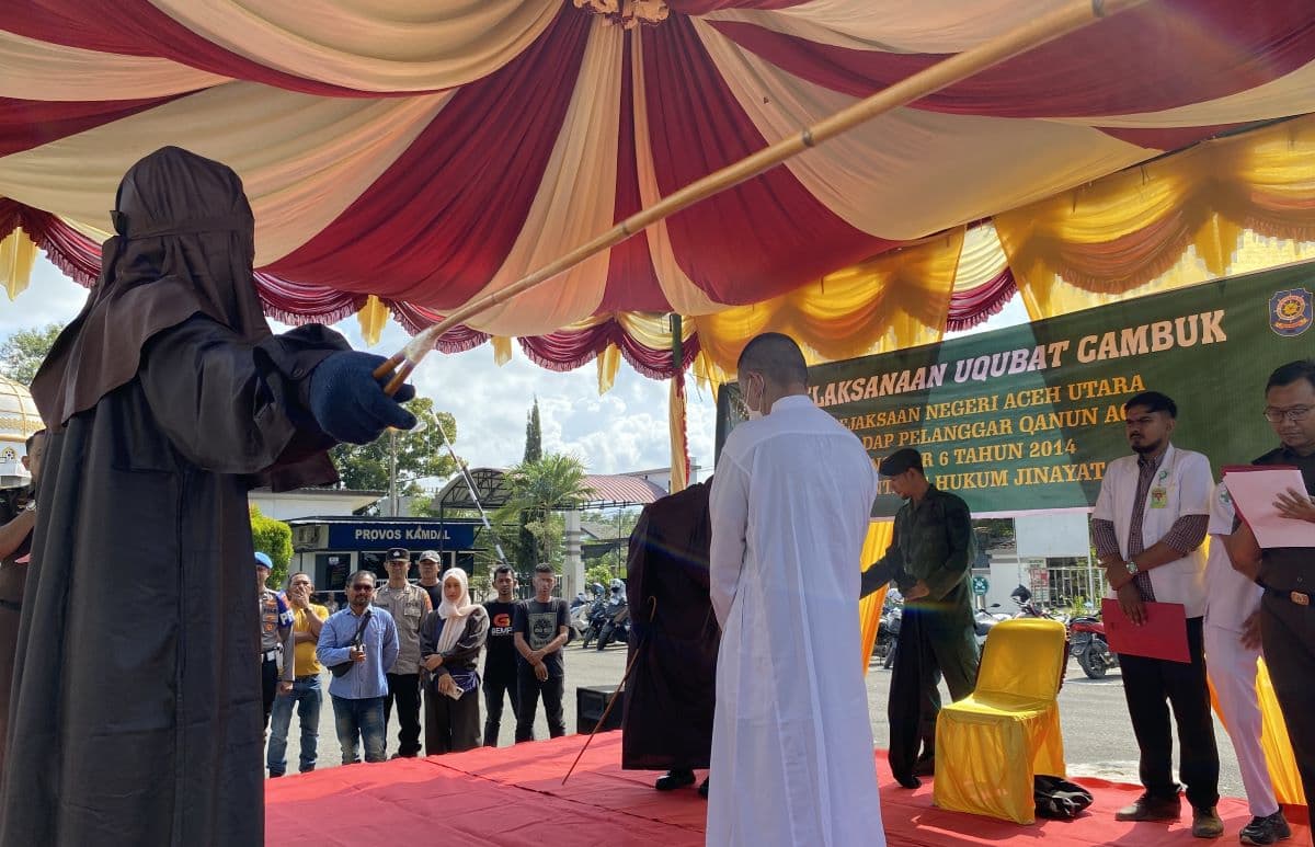 Delapan Pelanggar Jinayat di Aceh Utara Dicambuk, Judi Online Dominan