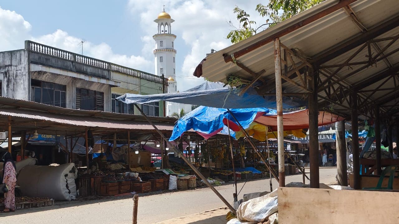 Satpol PP Langsa Ancam Bongkar Lapak Liar di Pasar Induk, Pedagang Diminta Segera Berurusan