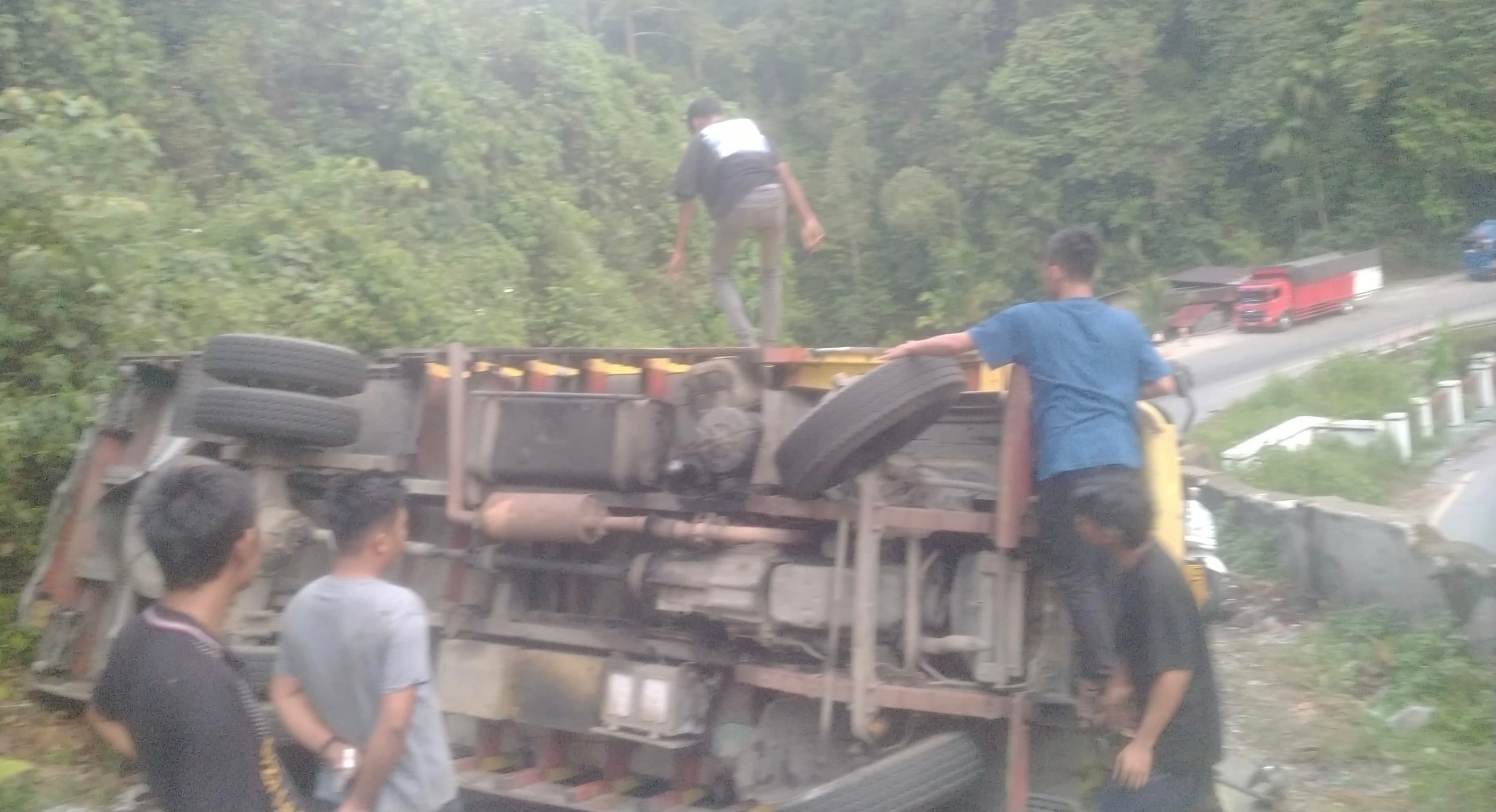 Jalur Gunung Kedabuhan Aceh Rawan Kecelakaan, Sopir Keluhkan Jalan Rusak
