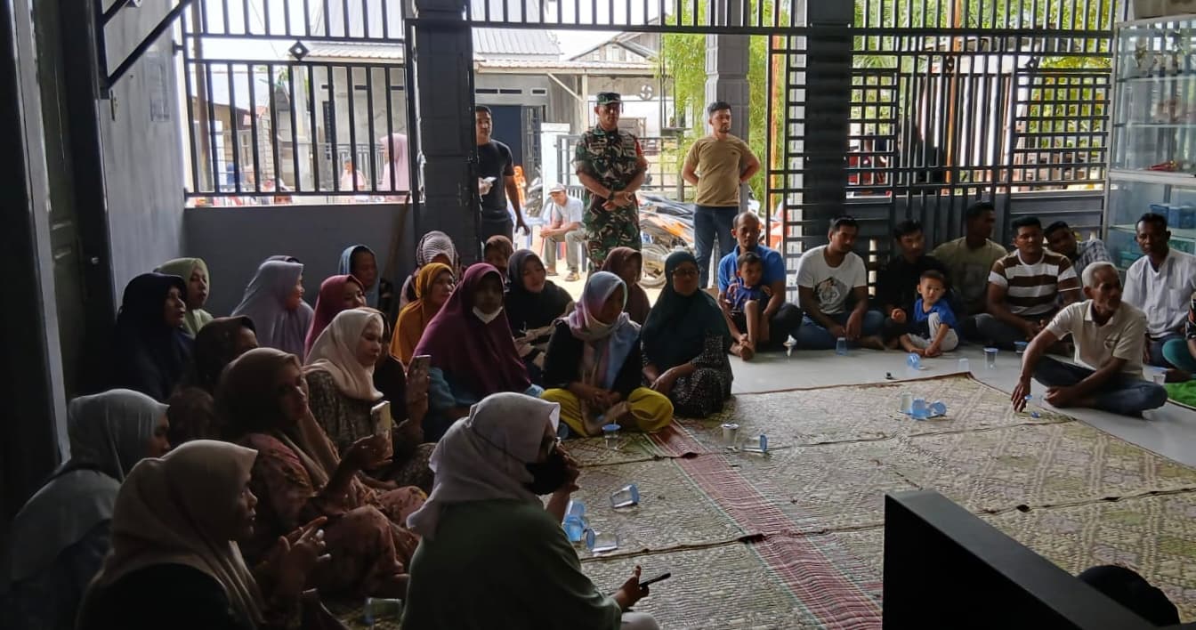Warga Langsa Gruduk Kantor Geuchik Atas Dugaan Penyalahgunaan Dana Desa