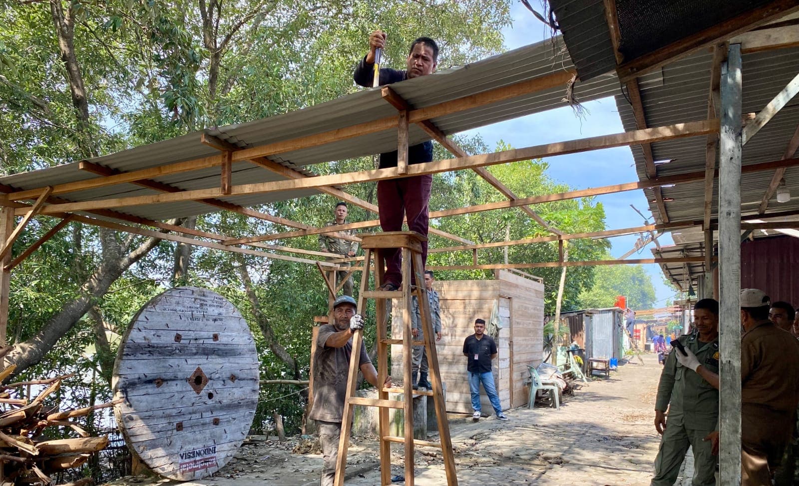 Lapak Liar di Jogging Track Lhokseumawe Dibongkar, Warga Harap Kembali Berolahraga