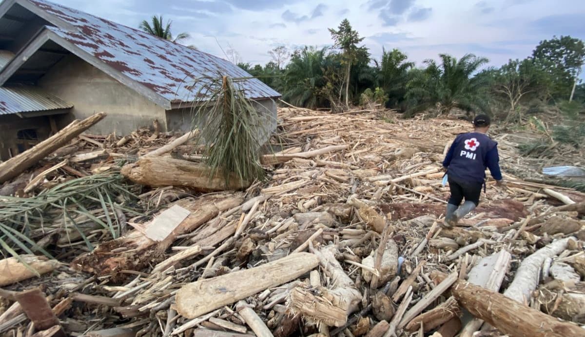 Dua Dusun di Langkahan Masih Gelap Dua Bulan Pascabanjir, Warga Harap Pemulihan Ekonomi