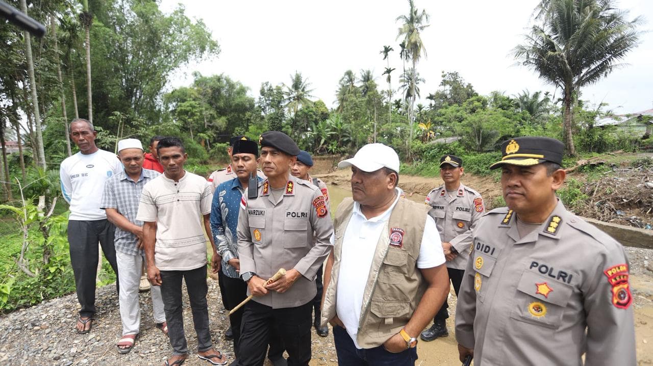 Kapolda Aceh Tinjau Jembatan Bailey Jeunieb untuk Percepat Pemulihan Pascabanjir