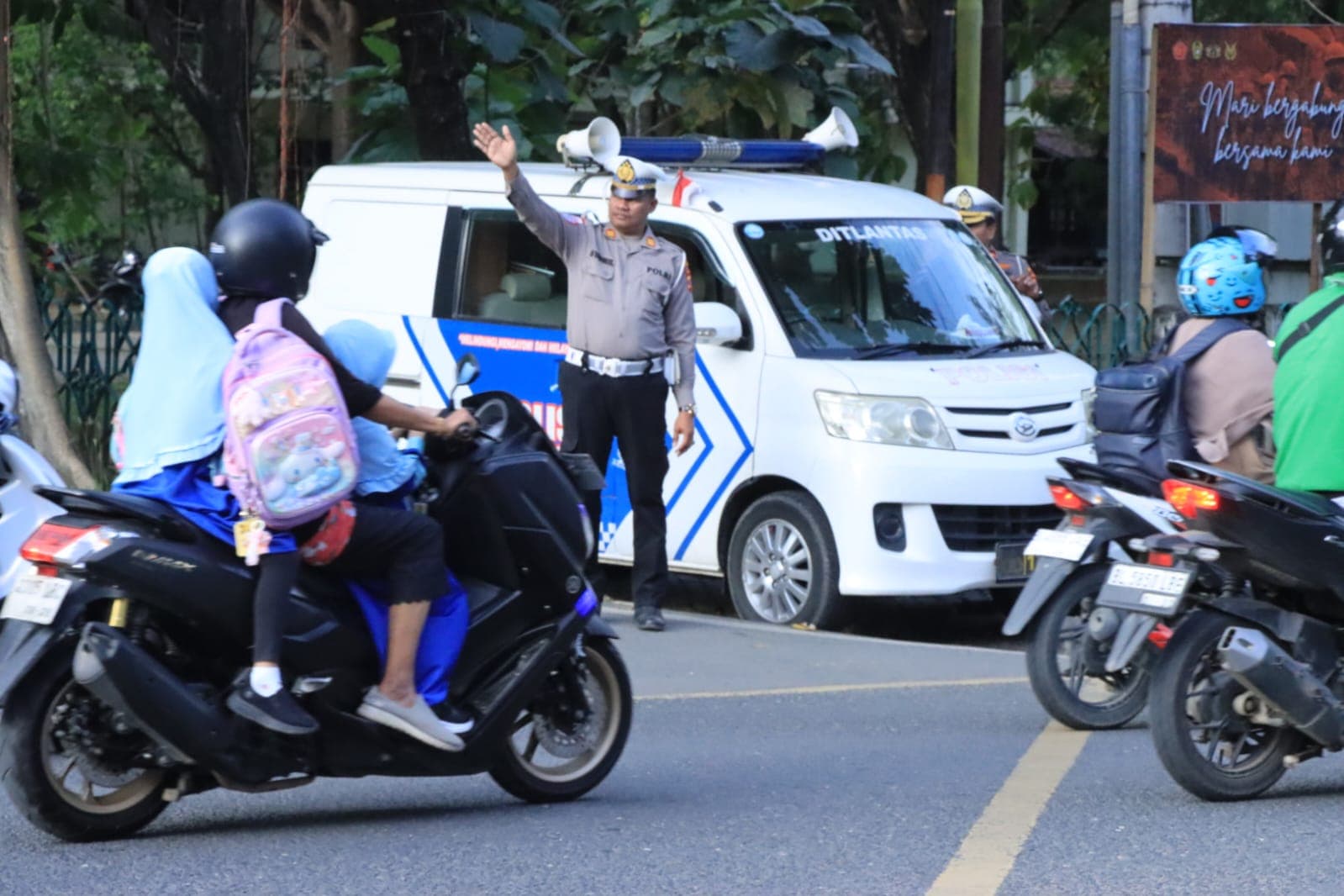 Polisi Temukan Pelanggaran Lampu Merah di Simpang USK Banda Aceh