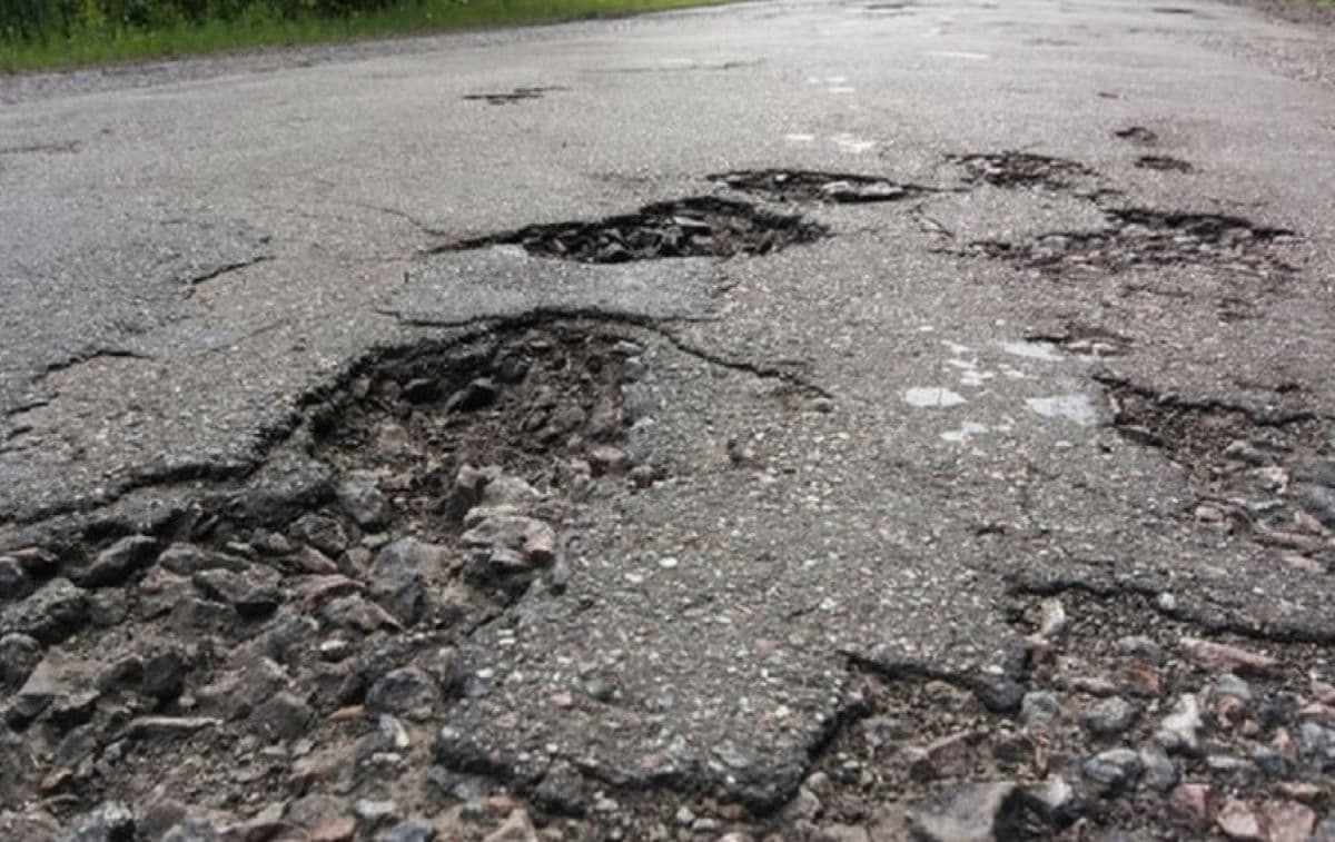 Royes Ruslan Desak PUPR Perbaiki Jalan Rusak di Banda Aceh yang Ancam Keselamatan