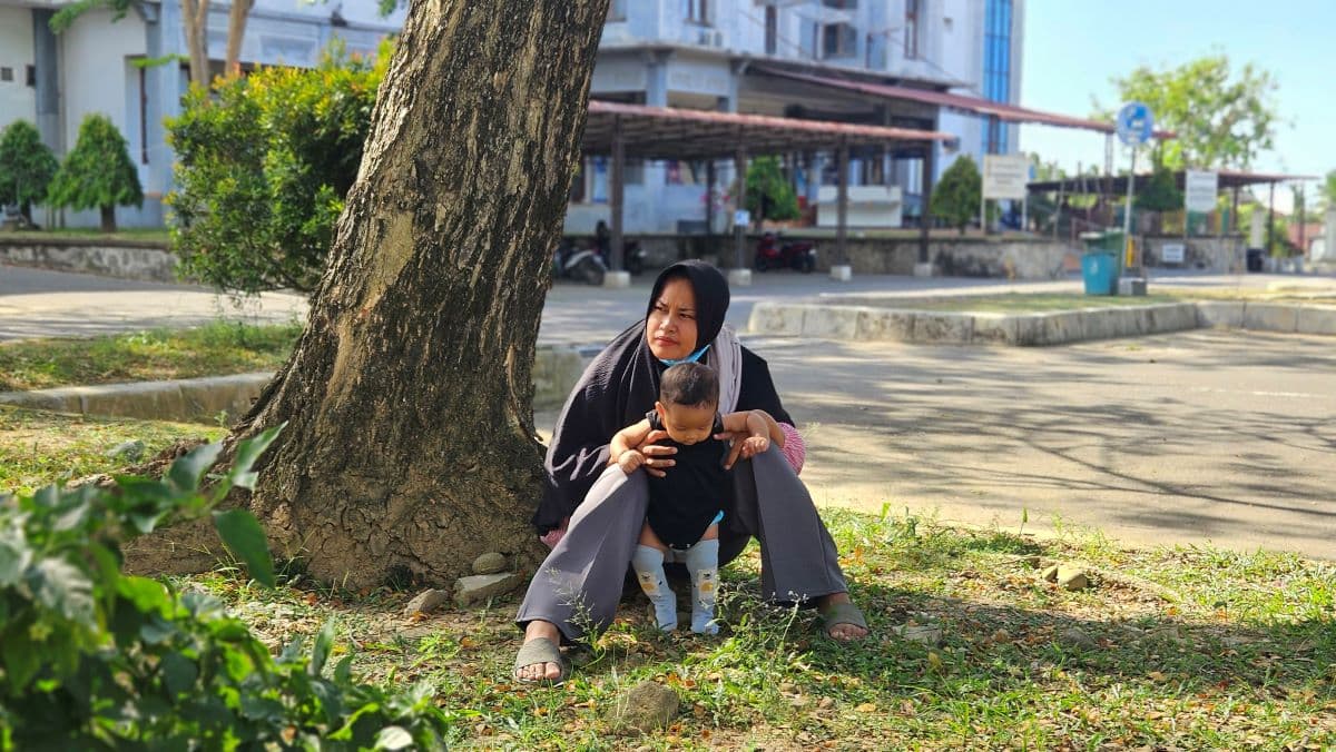 Warga Kampung Kapa Bireuen Protes di Kantor Bupati, Minta Hunian Sementara