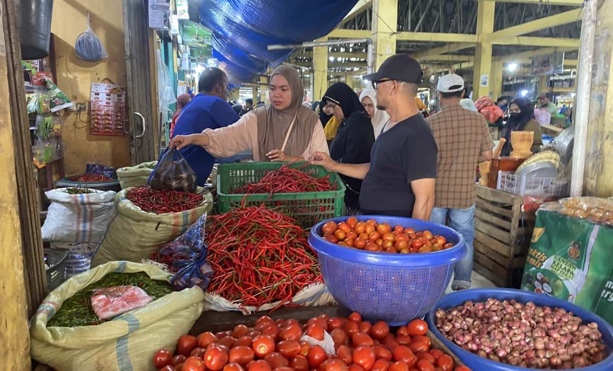 Harga Cabai Merah dan Hijau Naik Jelang Meugang di Aceh Besar
