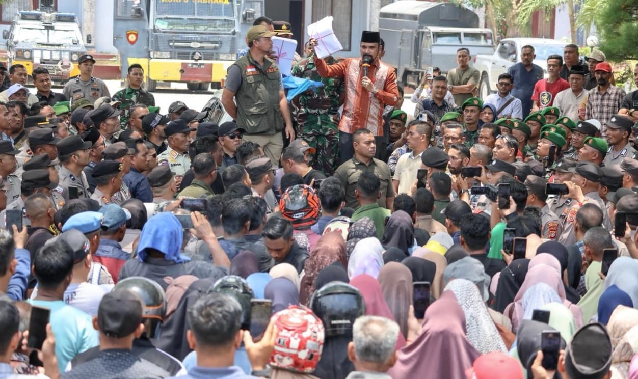 Bupati Aceh Timur Janji Transparansi Data Bantuan Banjir Idi Rayeuk