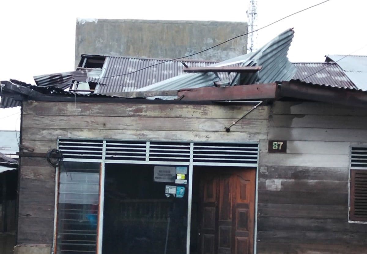 Angin Kencang Rusak 10 Rumah Warga di Lhokseumawe, Pemerintah Siapkan Tenda Darurat