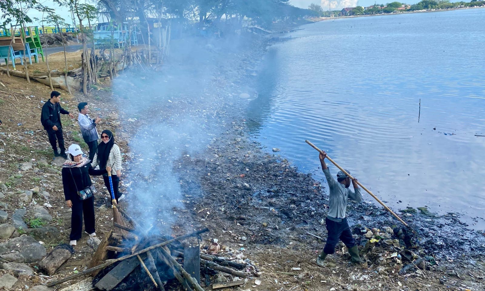 10 Ribu ASN Lhokseumawe Gotong Royong Bersihkan Waduk Pusong untuk Mitigasi Banjir