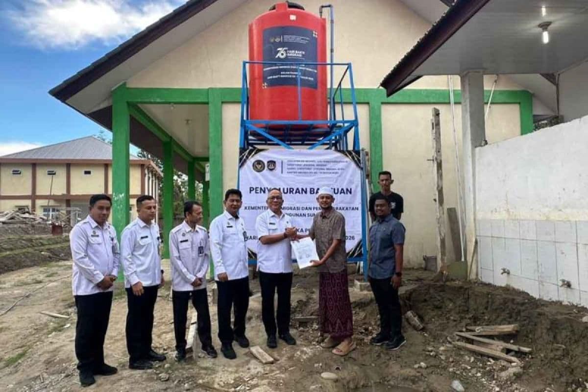 Sumur Bor Imigrasi Bantu STIS Ummul Ayman Pidie Jaya Pasca Bencana