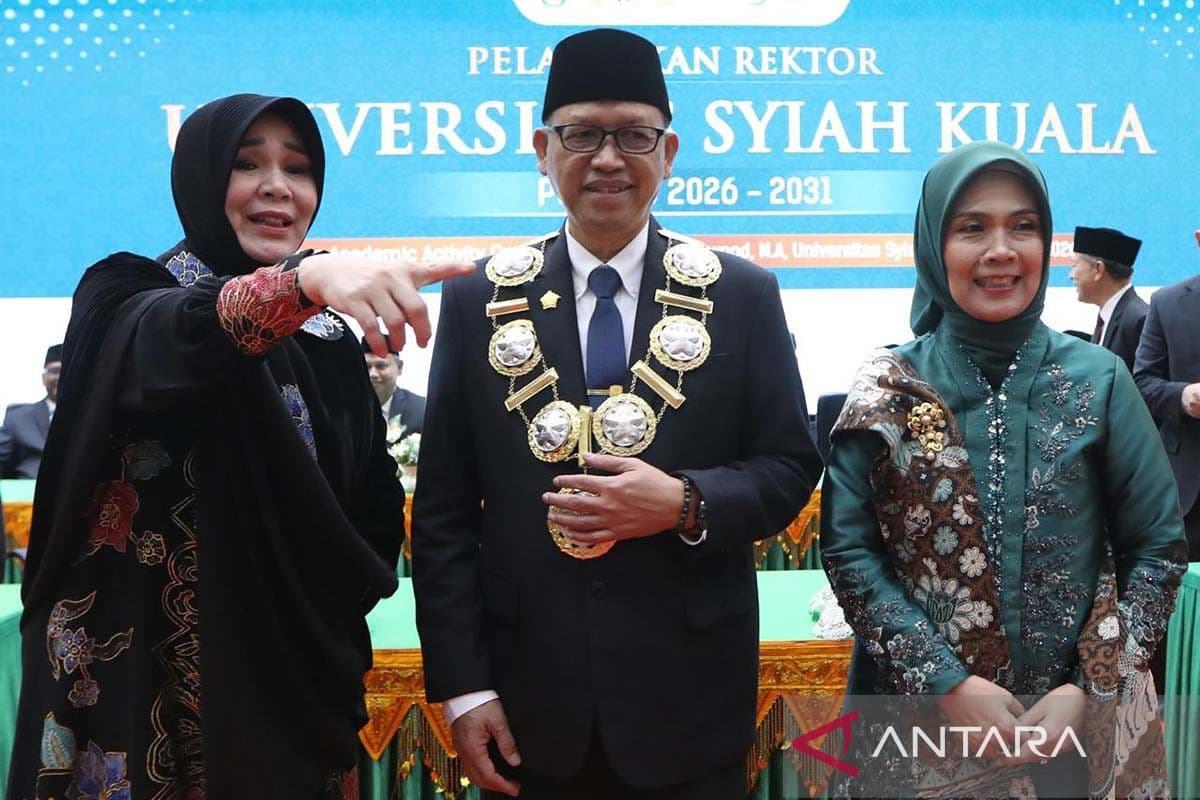 Prof Mirza Tabrani Resmi Jadi Rektor USK 2026-2031, Pelantikan Diikuti Wali Kota Banda Aceh