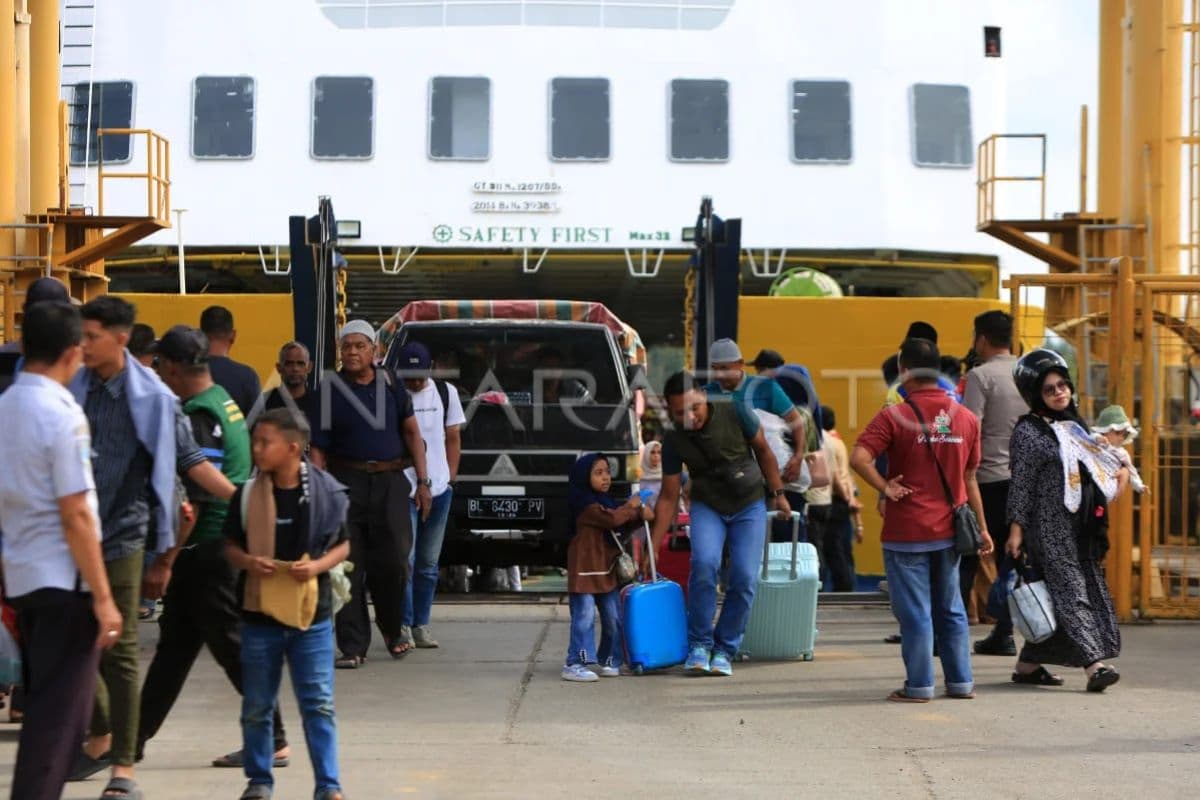 Lonjakan Penumpang Pelabuhan Ulee Lheue Capai 15.638 dalam Tiga Hari Lebaran