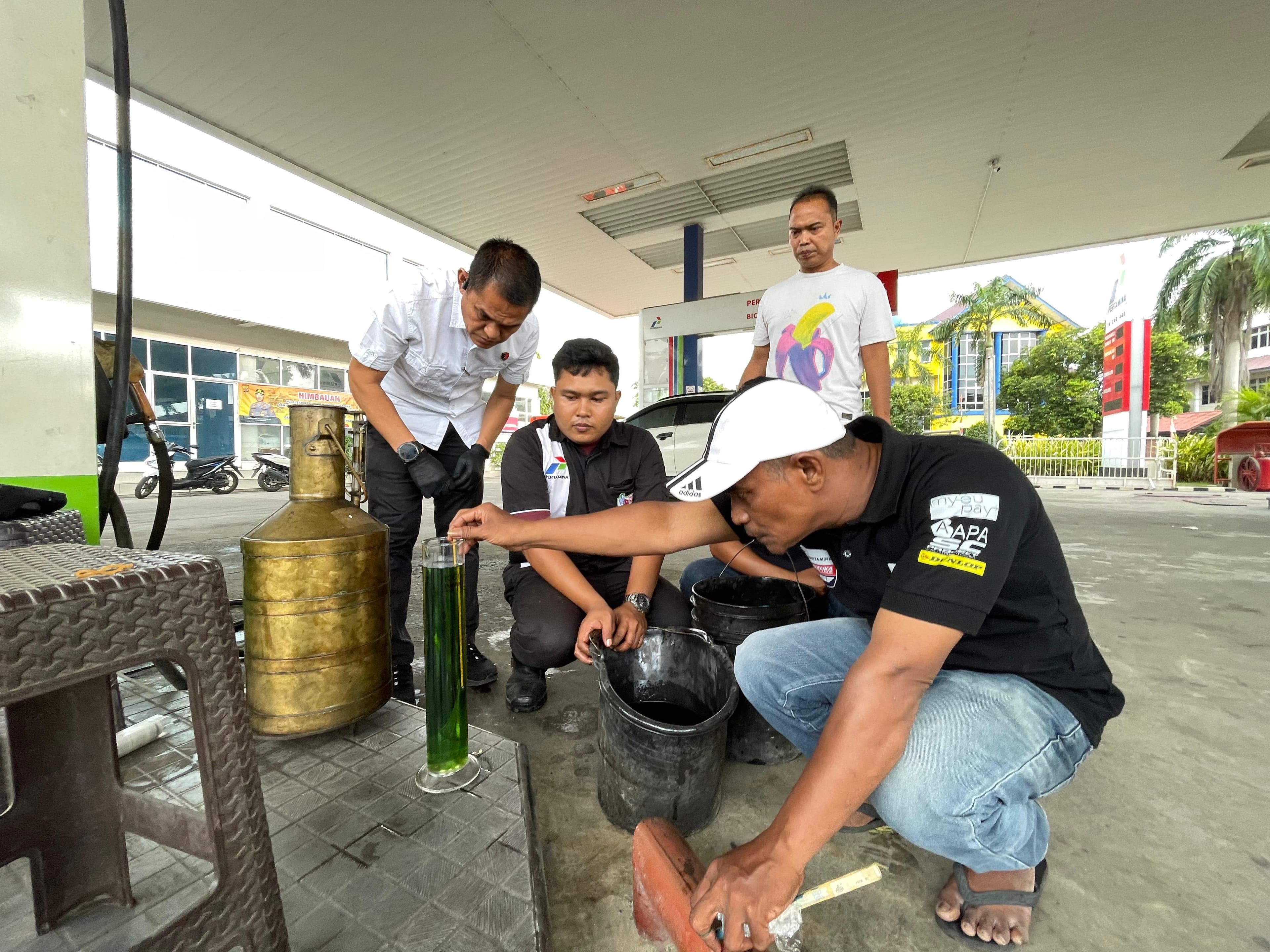 Polisi Periksa SPBU di Lhokseumawe Jelang Lebaran, Pastikan BBM Berkualitas