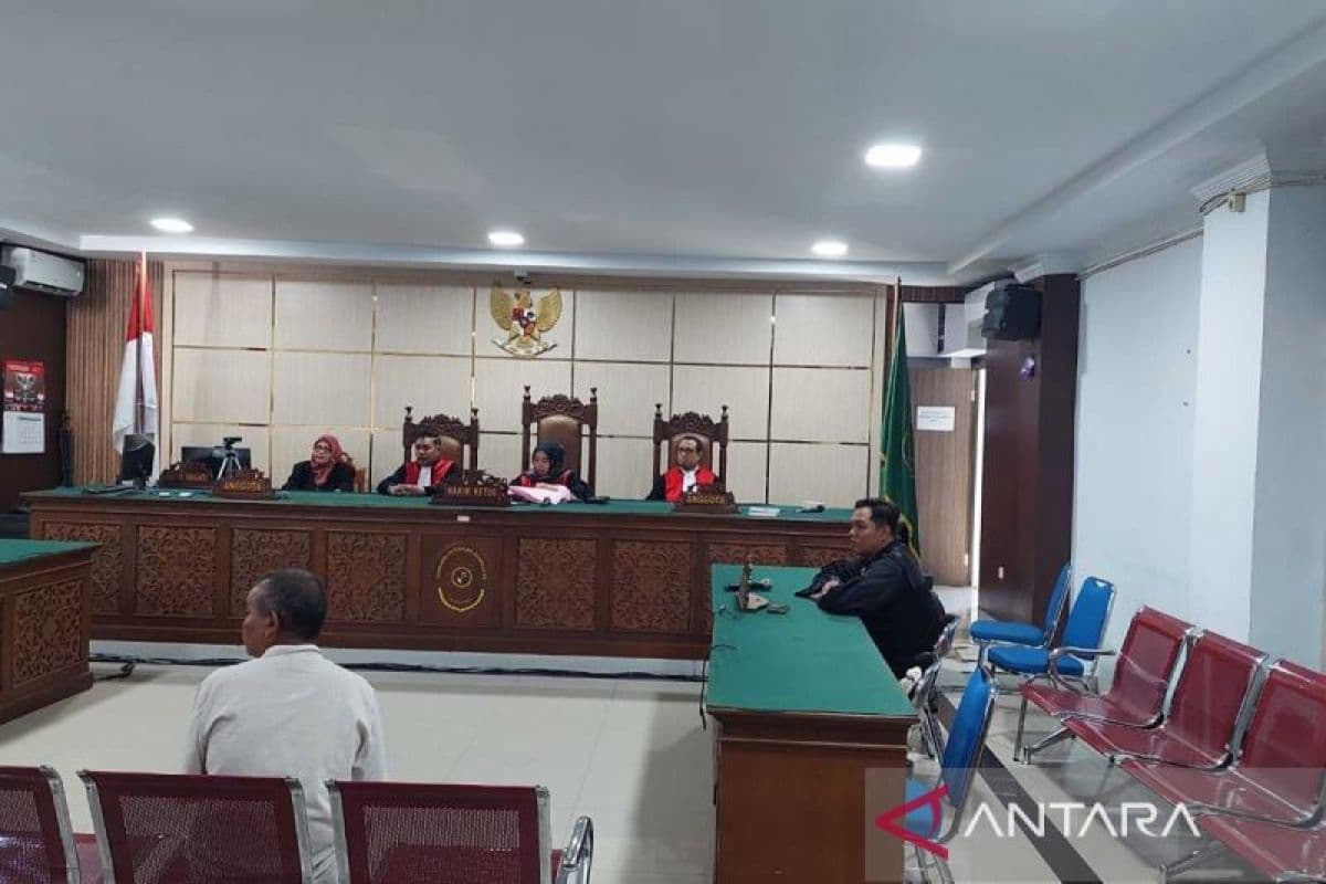 Jaksa tuntut mantan Kadis Bener Meriah 2,5 tahun penjara terkait korupsi tembakau