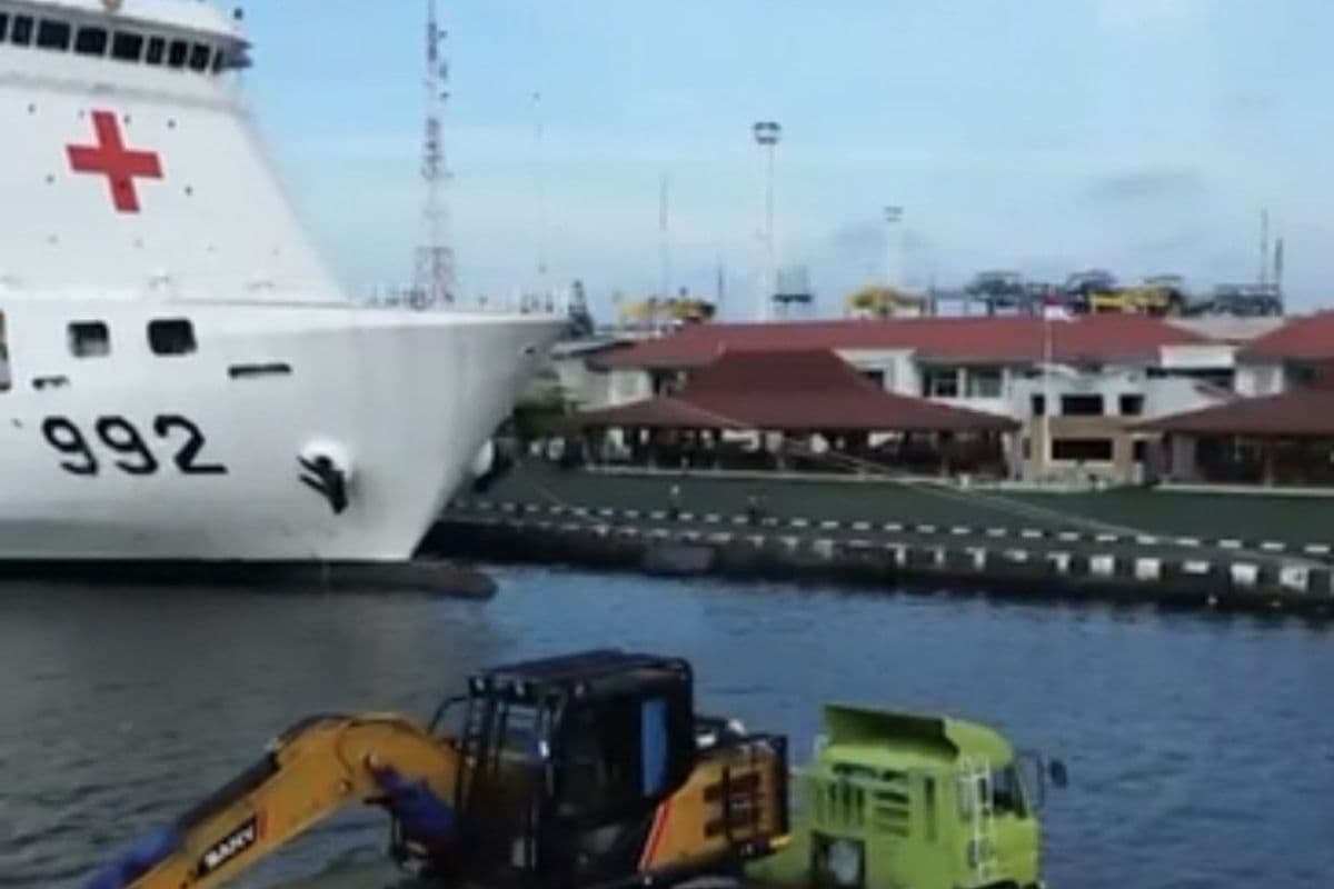 Percepat pemulihan, Jhonlin Group kirim 16 alat berat ke Aceh