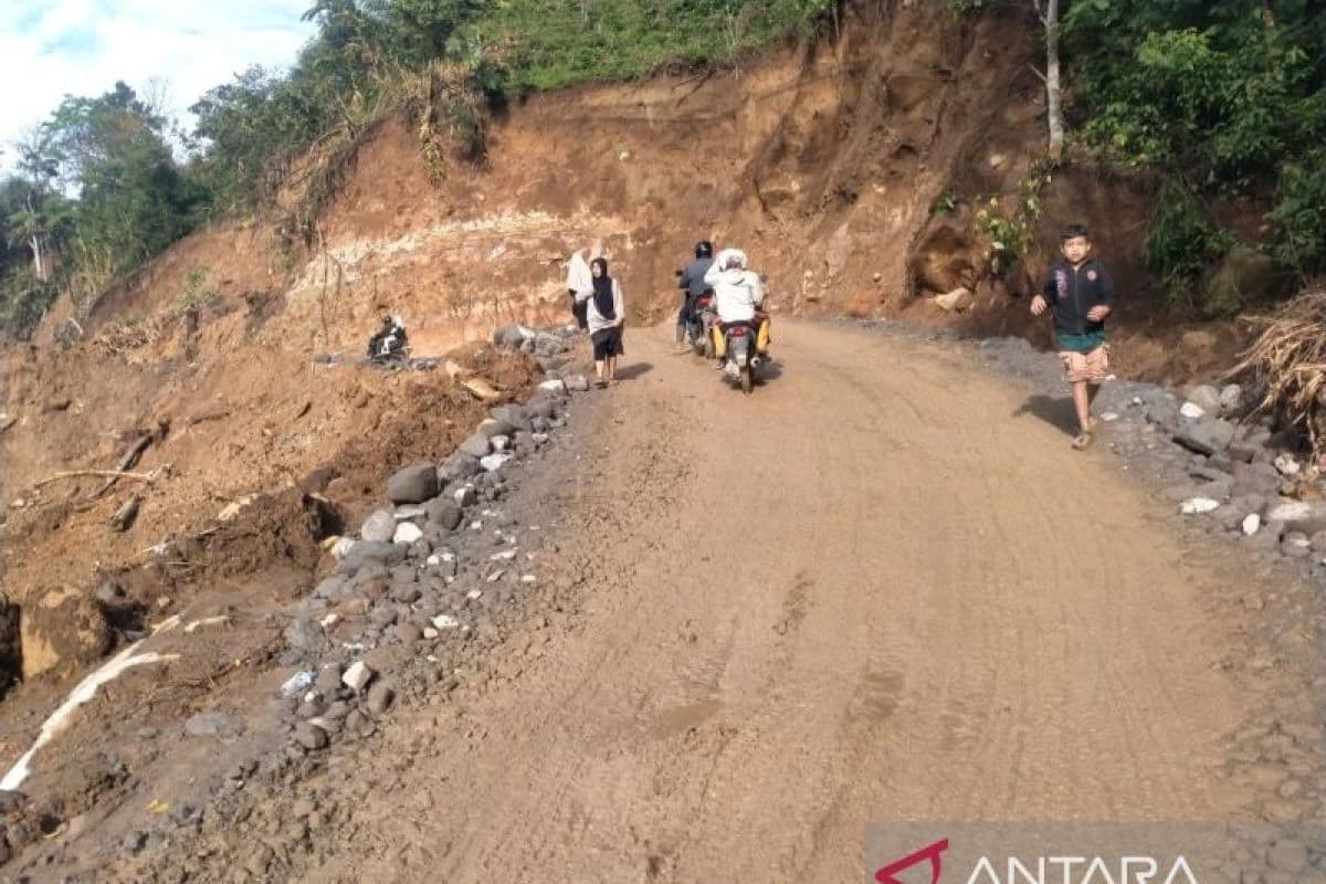 Ruas jalan Takengon--Bireuen kembali dibuka pascabanjir susulan di Bener Meriah
