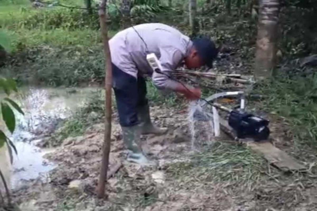 Polda Aceh Bor Sumur Air Bersih untuk Korban Banjir di Aceh Tamiang