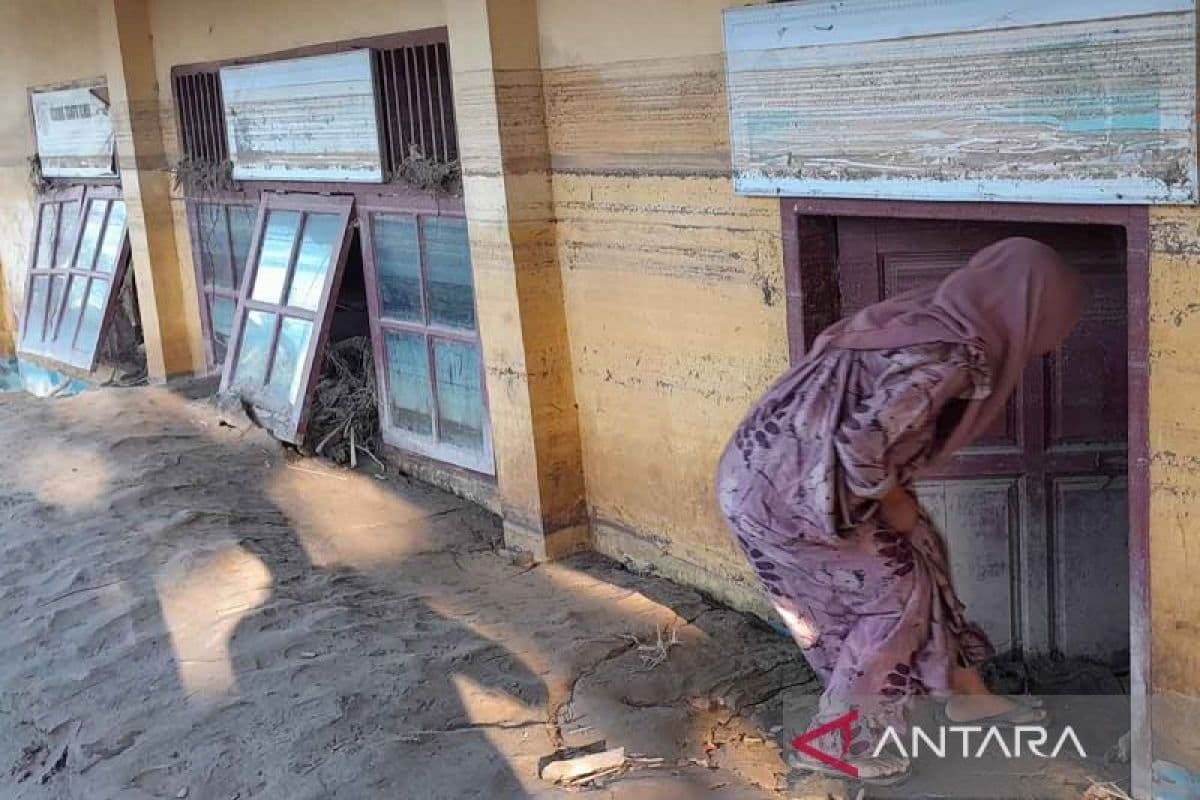120 Sekolah di Pidie Jaya Mulai KBM Pascabanjir, 3 Sekolah Belum Bisa