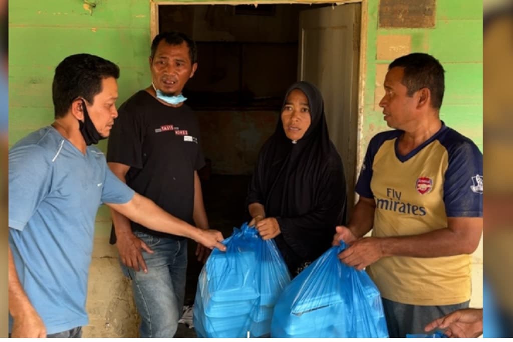 SPPG Langsa Barat Bagikan MBG ke Warga Aceh Terdampak Bencana, Sajikan 1.000 Porsi per Hari