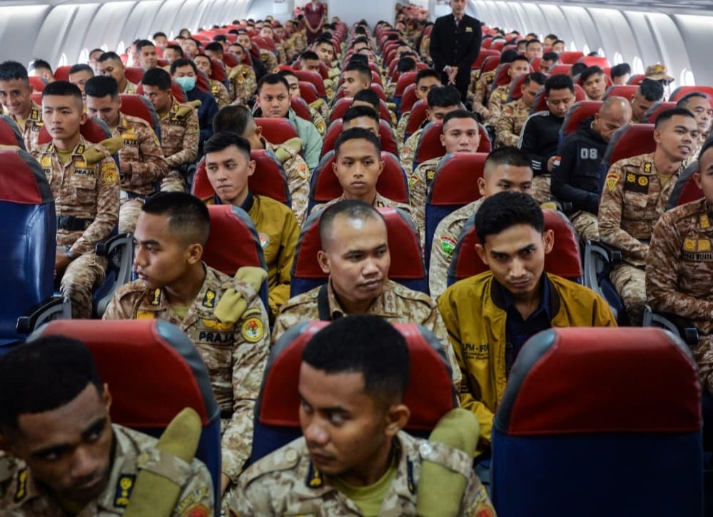 1.138 Praja IPDN Bantu Bersihkan Kantor Terdampak Banjir di Aceh Tamiang