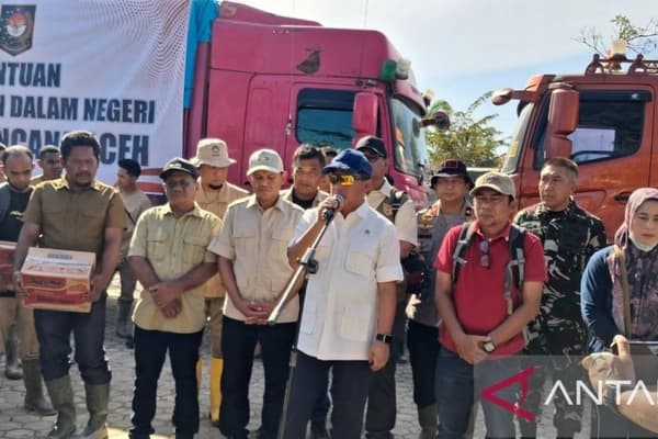 Tito Beri 3 Hari Pendataan Rumah Rusak Banjir Aceh Tamiang, Dana Segera Dicairkan
