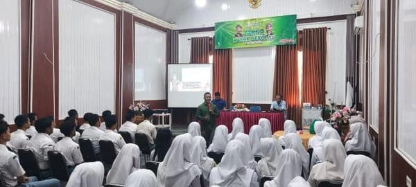 Kejati Aceh Ingatkan Bahaya Cyberbullying pada Remaja di Banda Aceh