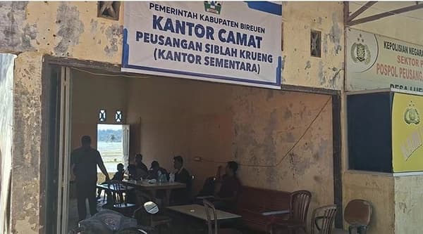 Kantor Camat Peusangan Siblah Krueng Pindah Darurat ke Ruko Pasca Banjir