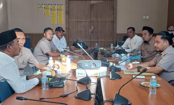 DPRK Aceh Selatan Bentuk Pansus Perkebunan untuk Lindungi Warga