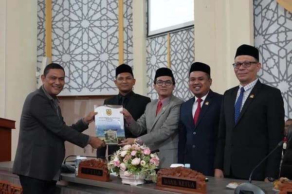 DPRK Banda Aceh Tetapkan 12 Rancangan Qanun untuk Proleg 2026