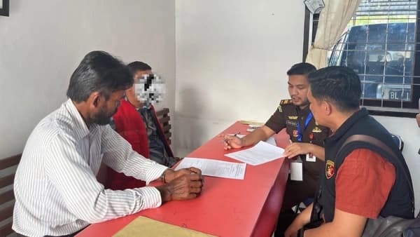 Mantan Keuchik Gampong Seurapong Pulo Aceh Diserahkan ke Jaksa Atas Dugaan Korupsi Dana Desa