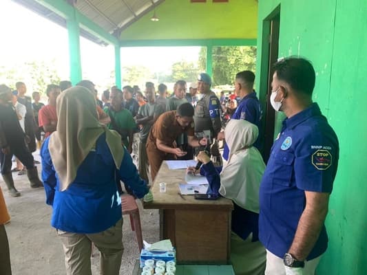 75 Pekerja DLH Aceh Besar Jalani Tes Urine Narkoba untuk Cegah Penyalahgunaan