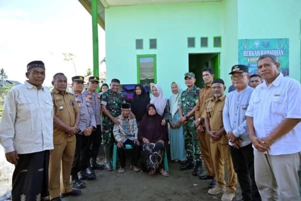 TNI Bangun Rumah Layak Huni untuk Lansia di Pidie, Warga Bersyukur